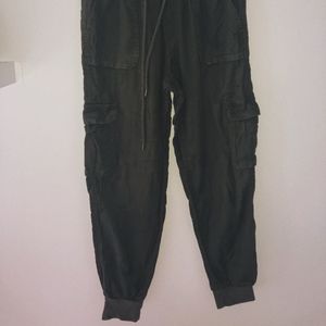 Olive cargo jogger